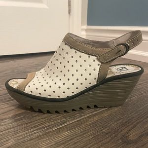 The Fly of London stacked spring sandal Size 37